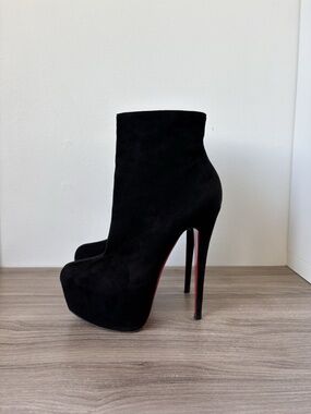 Christian Louboutin Daf Booty Platform 160 Black Ankle Boots Sz 7.5 US❤️